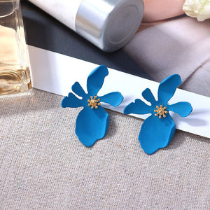 Ufavoirte New Korean Sweet Personality simple Painting Flower Petal Small irregular Metal Stud Earrings for Woman Girl Gift