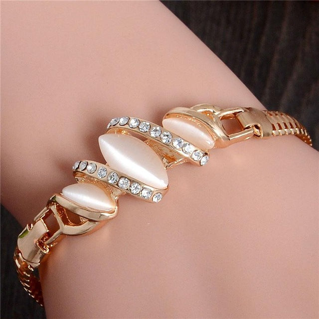 MISANANRYNE  Womens Jewelry Gold Color Cute Austrian Crystal Amazing Cat's Eye Stone Fashion Bracelets