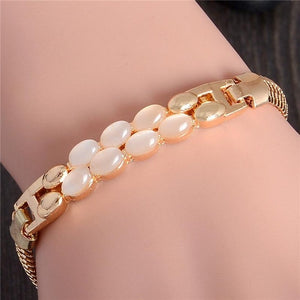 MISANANRYNE  Womens Jewelry Gold Color Cute Austrian Crystal Amazing Cat's Eye Stone Fashion Bracelets