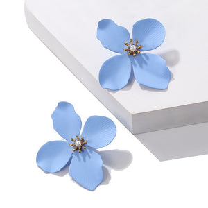 Korean Style Cute Flower Stud Earrings For Women 2018 New Fashion Sweet Earrings Femme Brinco Wholesale Jewelry