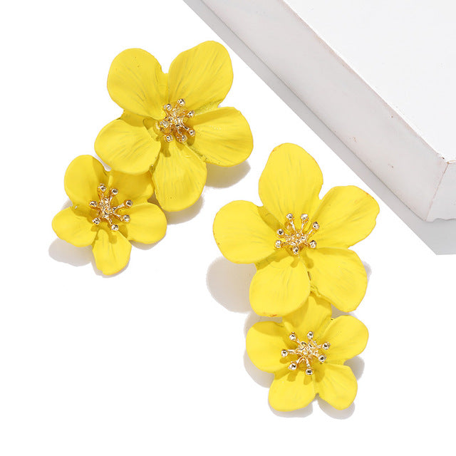 Korean Style Cute Flower Stud Earrings For Women 2018 New Fashion Sweet Earrings Femme Brinco Wholesale Jewelry