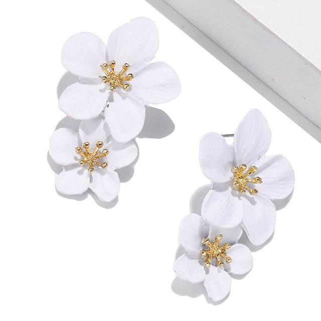 Korean Style Cute Flower Stud Earrings For Women 2018 New Fashion Sweet Earrings Femme Brinco Wholesale Jewelry