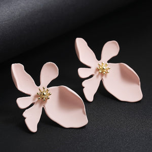 Korean Style Cute Flower Stud Earrings For Women 2018 New Fashion Sweet Earrings Femme Brinco Wholesale Jewelry