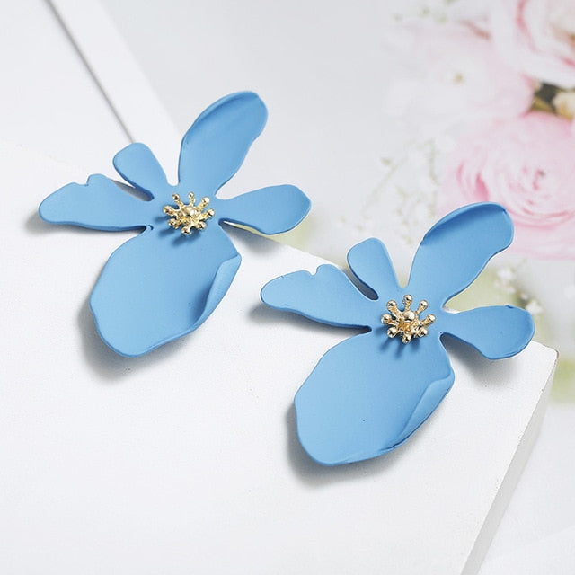 Korean Style Cute Flower Stud Earrings For Women 2018 New Fashion Sweet Earrings Femme Brinco Wholesale Jewelry