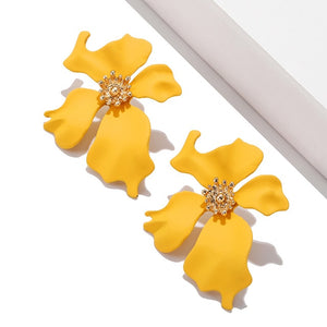 Korean Style Cute Flower Stud Earrings For Women 2018 New Fashion Sweet Earrings Femme Brinco Wholesale Jewelry