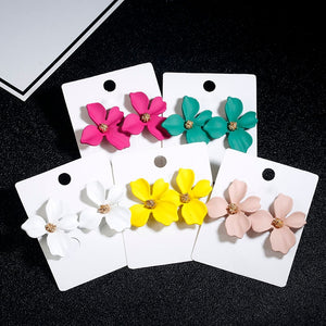 Korean Style Cute Flower Stud Earrings For Women 2018 New Fashion Sweet Earrings Femme Brinco Wholesale Jewelry