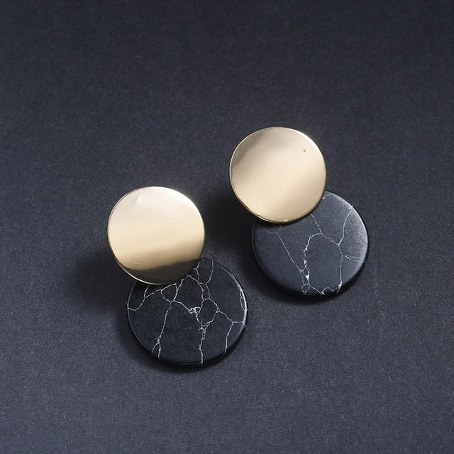 2018 New Fashion Stud Earrings Black White Stone Geometric Earrings Round Triangle Design Punk Ear Jewelry Brincos